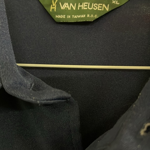 VANHEUSEN… men’s short sleeved button-down dress shirt…size XL - Picture 7 of 7